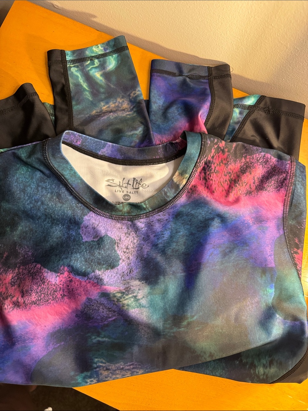 Salt Life women’s ' Multicolor Rash Guard Shirt
